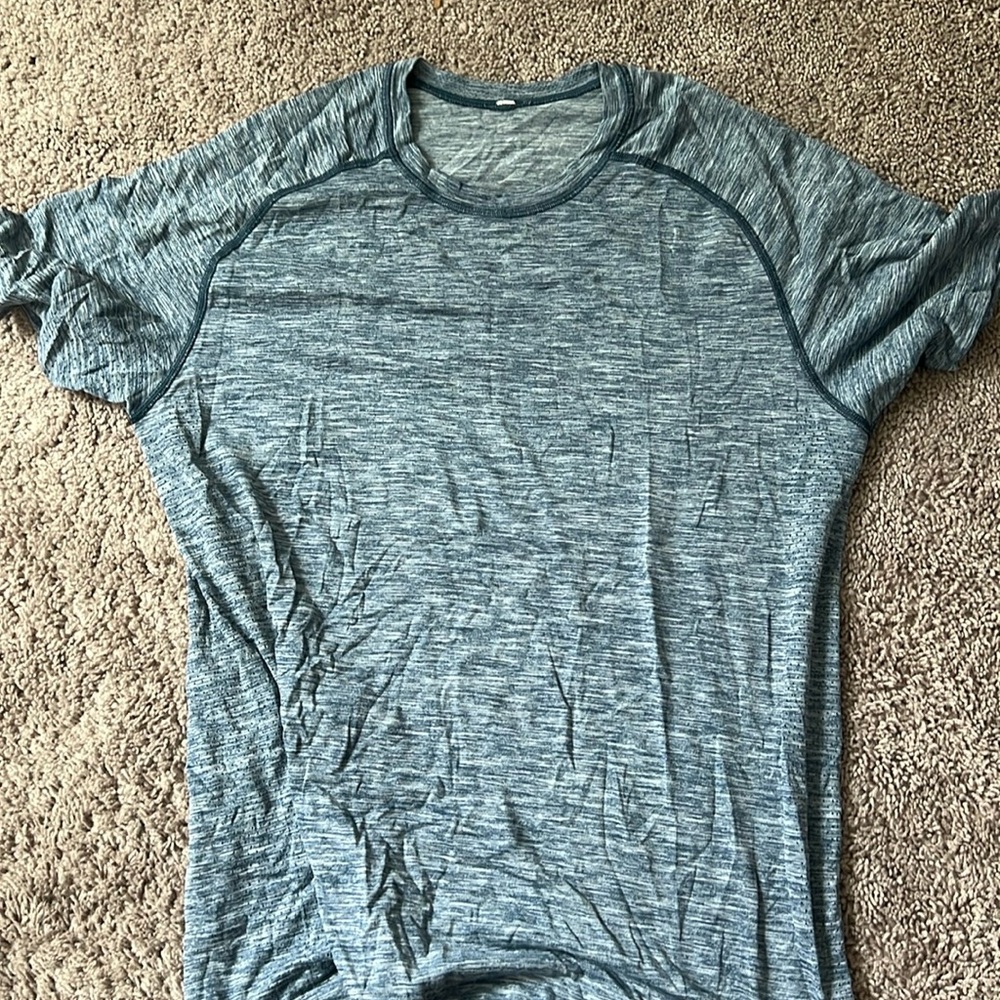 Lululemon athletic shirt